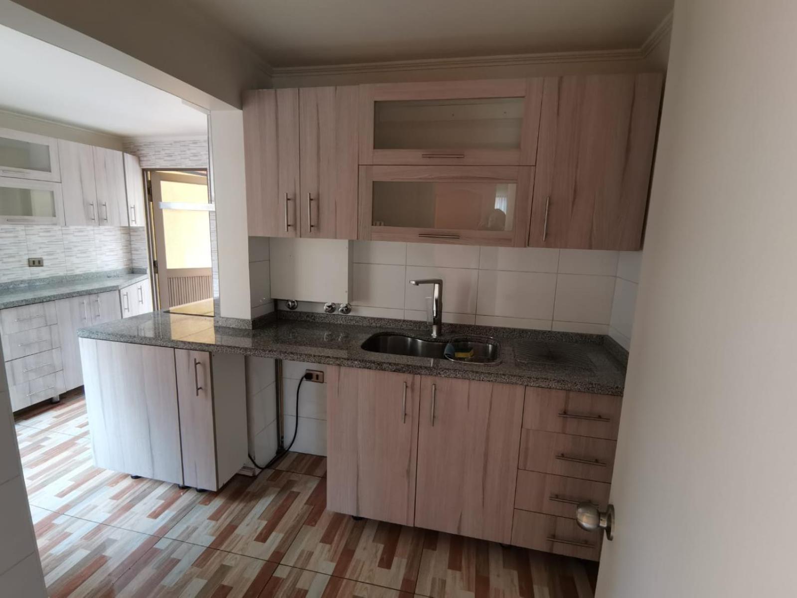 Grande Bano En Privado Homestay Concepcion
